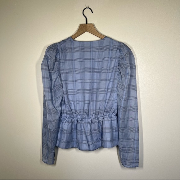 New EXPRESS Blouse Light Blue Size M - Picture 4 of 6